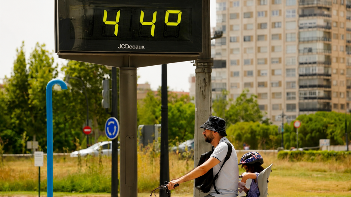 Alerta roja por calor extremo en Valencia: un escenario de riesgo e incertidumbre
