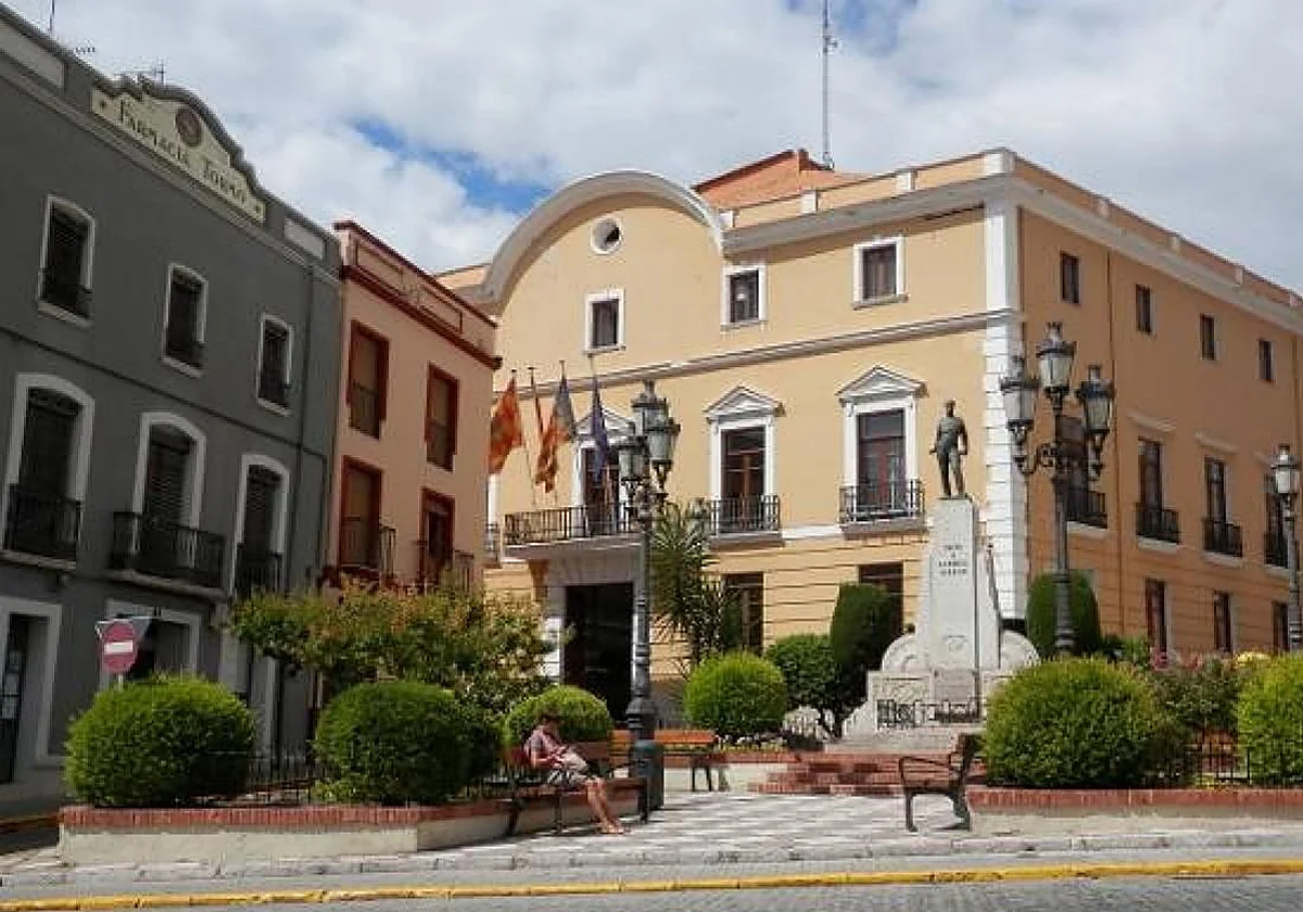 La Indefensión de los Servidores Públicos en Oliva: CCOO Exige Acciones Urgentes Ante la Oleada de Amenazas