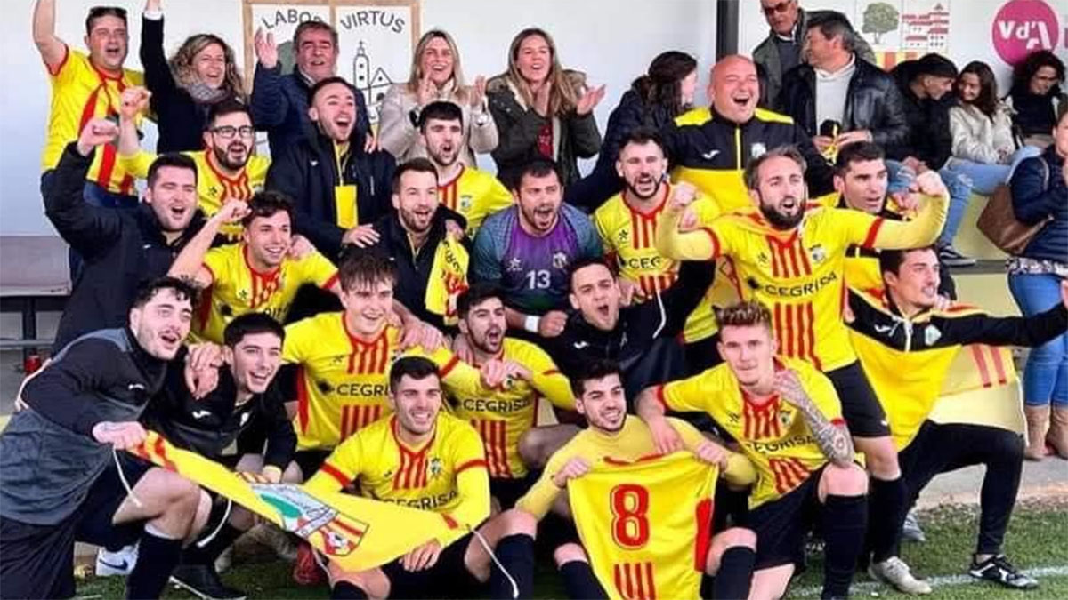 Las claves del ascenso del CD Vall d'Alba de Javi Cuevas