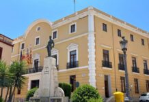 Diferencias en Oliva ante la concentración de la FEMP por Ceuta: PSPV y Compromís se desmarcan y optan por el acto institucional Diferencias en Oliva ante la concentración de la FEMP por Ceuta: PSPV y Compromís se desmarcan y optan por el acto…