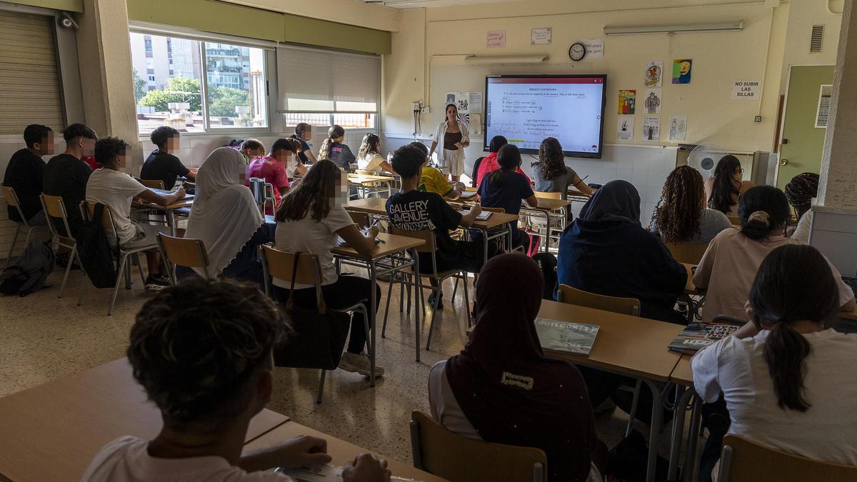 La Comunitat Valenciana se hunde en el ranking educativo europeo y queda relegada a la última posición entre las autonomías en las tres grandes competencias del PISA