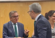 La Generalitat Valenciana rechaza el modelo de financiación y acusa de «hipocresía» al ministro Arcadi España por oponerse al fondo que él mismo defendió La Generalitat Valenciana rechaza el modelo de financiación y acusa de «hipocresía» al ministro Arcadi España por oponerse…