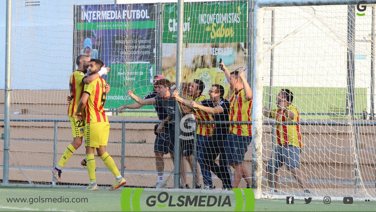 UE Sant Andreu aplasta al CF La Nucía y se afianza en los puestos de promoción