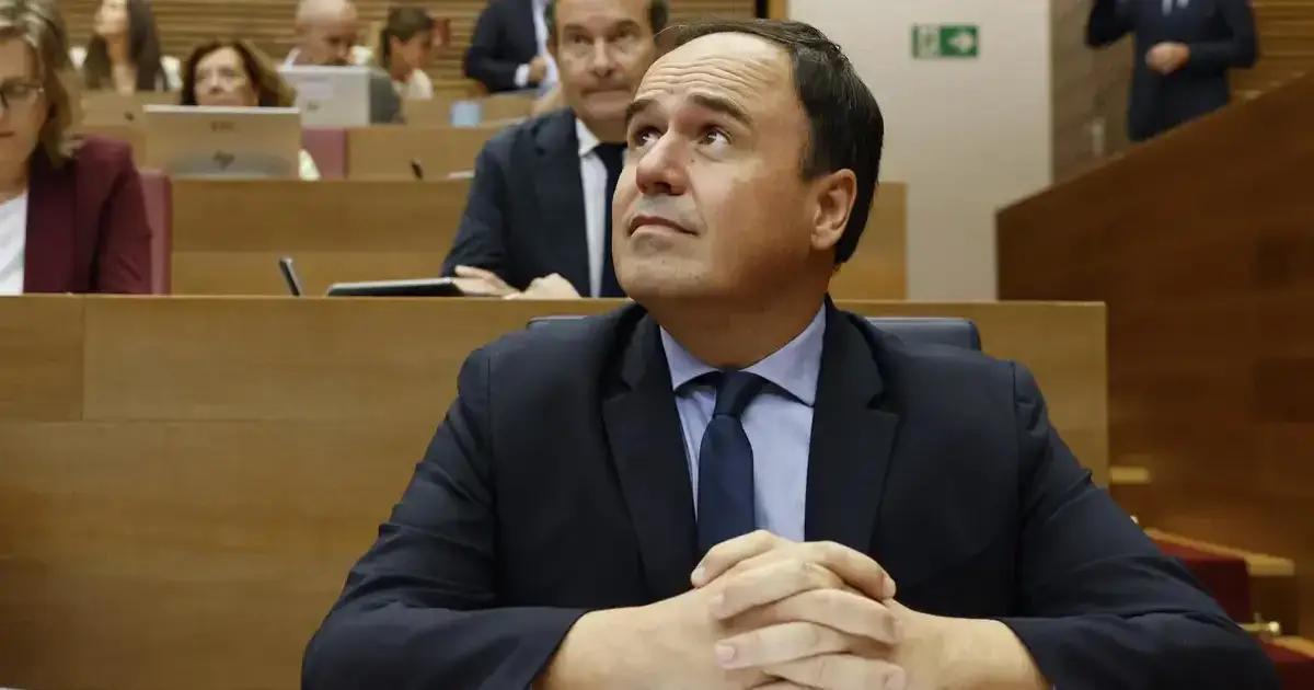 El Ministerio Público archiva la querella contra Pérez Llorca por la presunta gestión irregular de una entrada para la final del Mundial