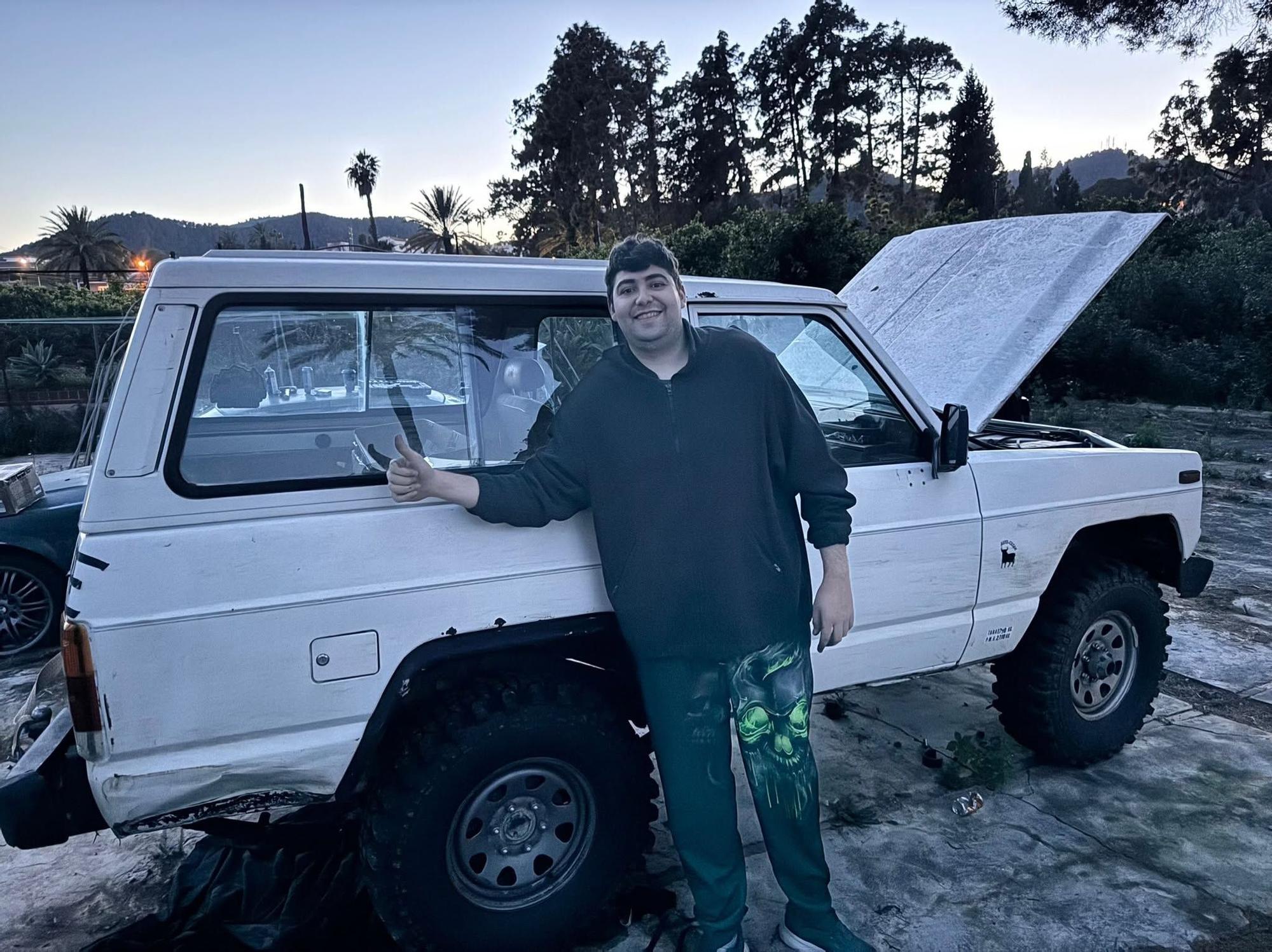 Preparan un homenaje al joven motorista de Oliva fallecido tras una colisión con el coche en el que viajaba la hija de Luis Enrique - Levante