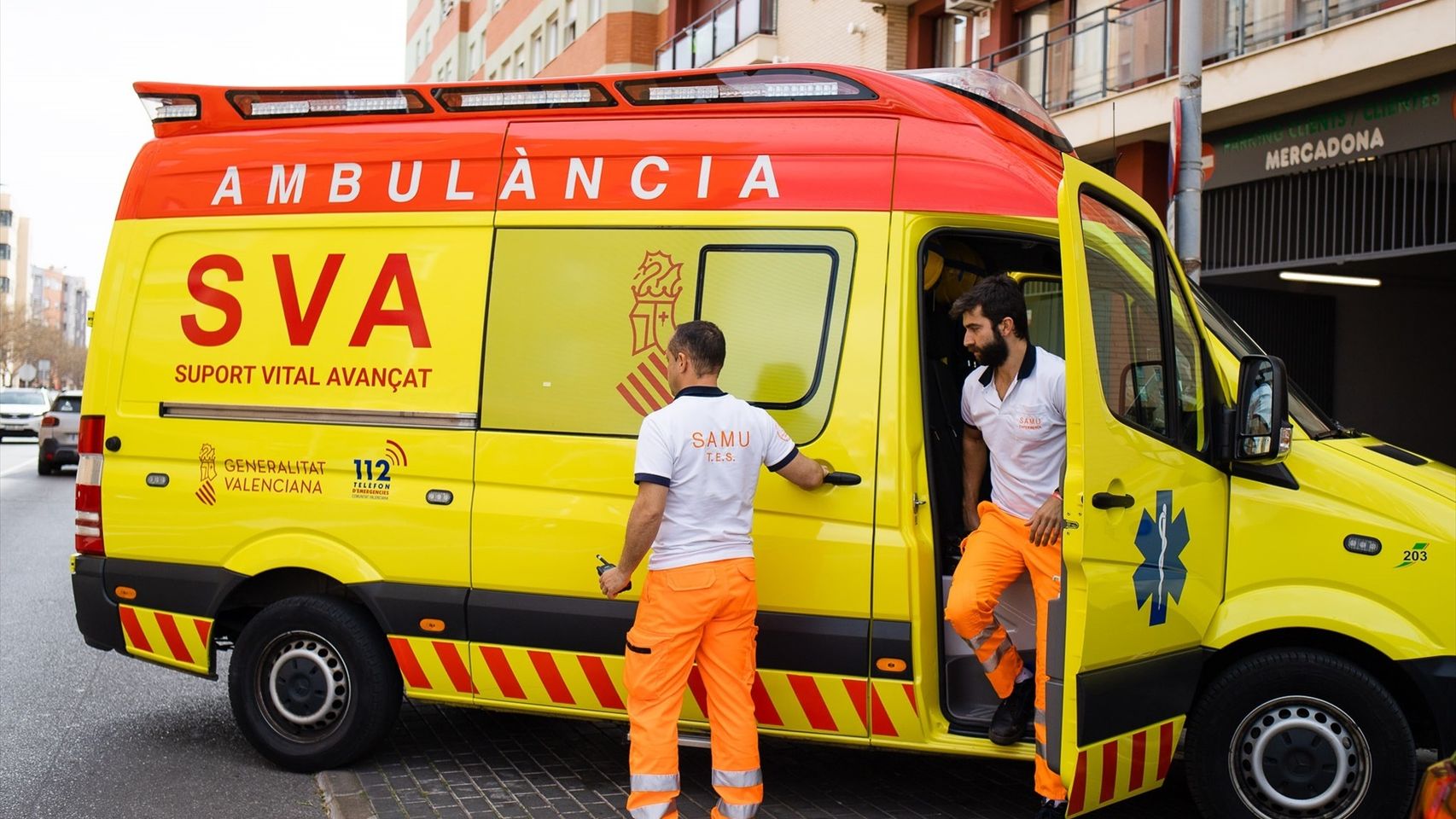 Tragedia en la N-332: Muere un motorista de 20 años en Oliva tras ser arrollado por el coche en el que viajaba Sira Martínez